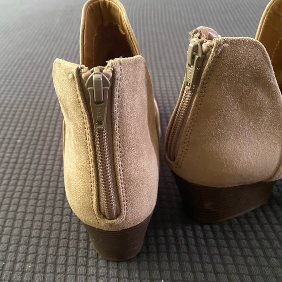 SO Women’s Ankle Booties - Picture 3 of 7